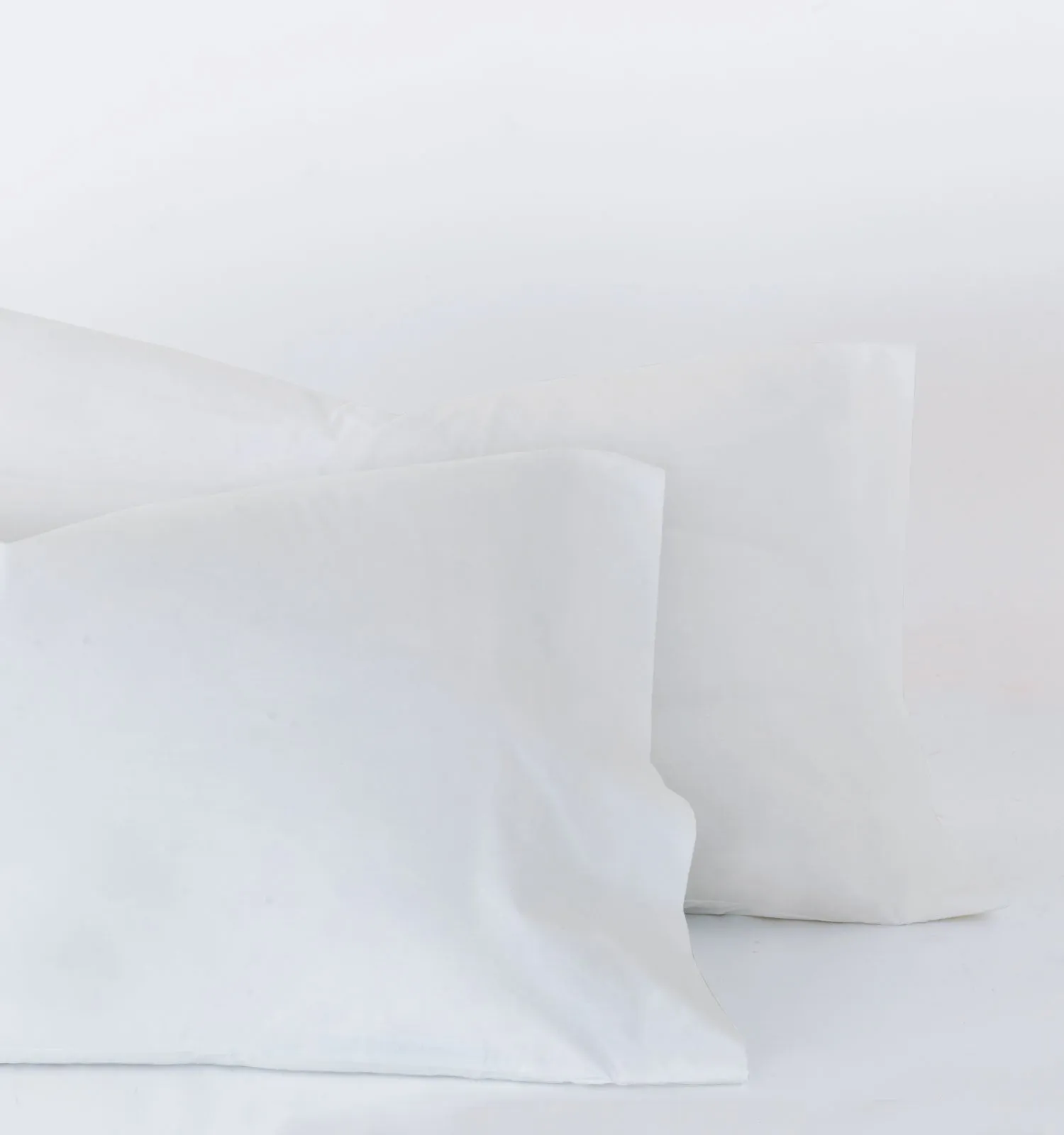 Barbera Solid White Percale Sheet Set