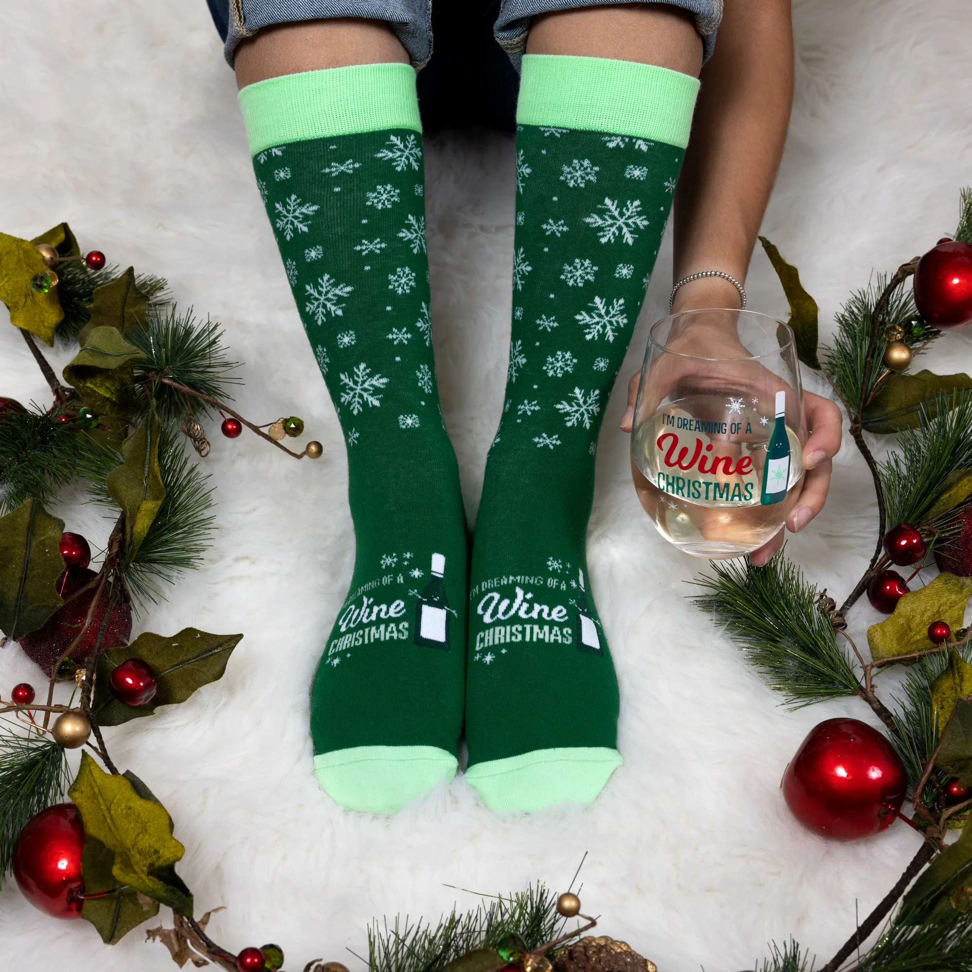 Christmas Wine Unisex Crew Socks (Set of 4 )