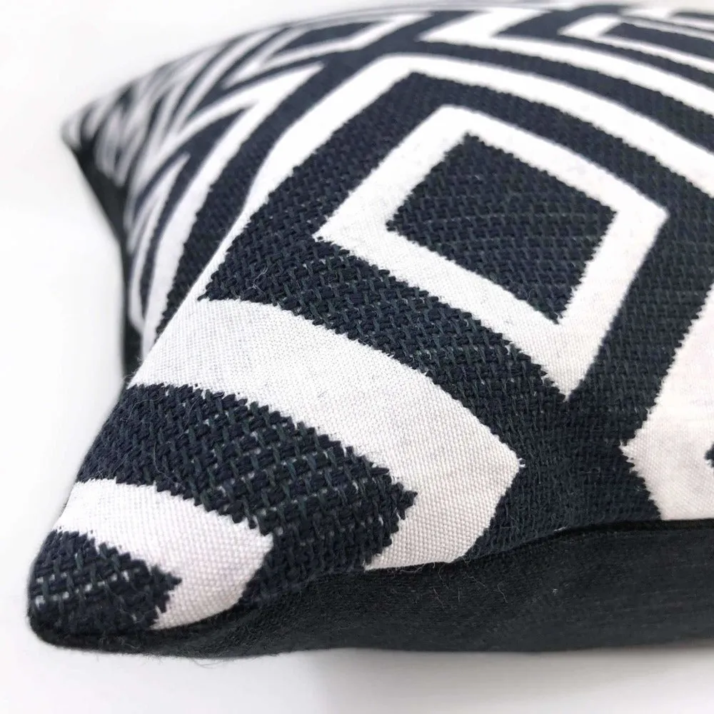 (CLEARANCE) Forsyth Black and White Geometric Lattice Pillow Cover