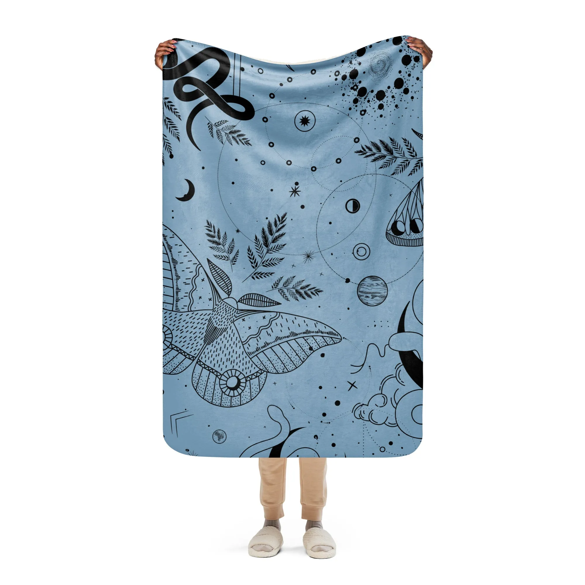 Cozy Astro Sherpa blanket lioness-love