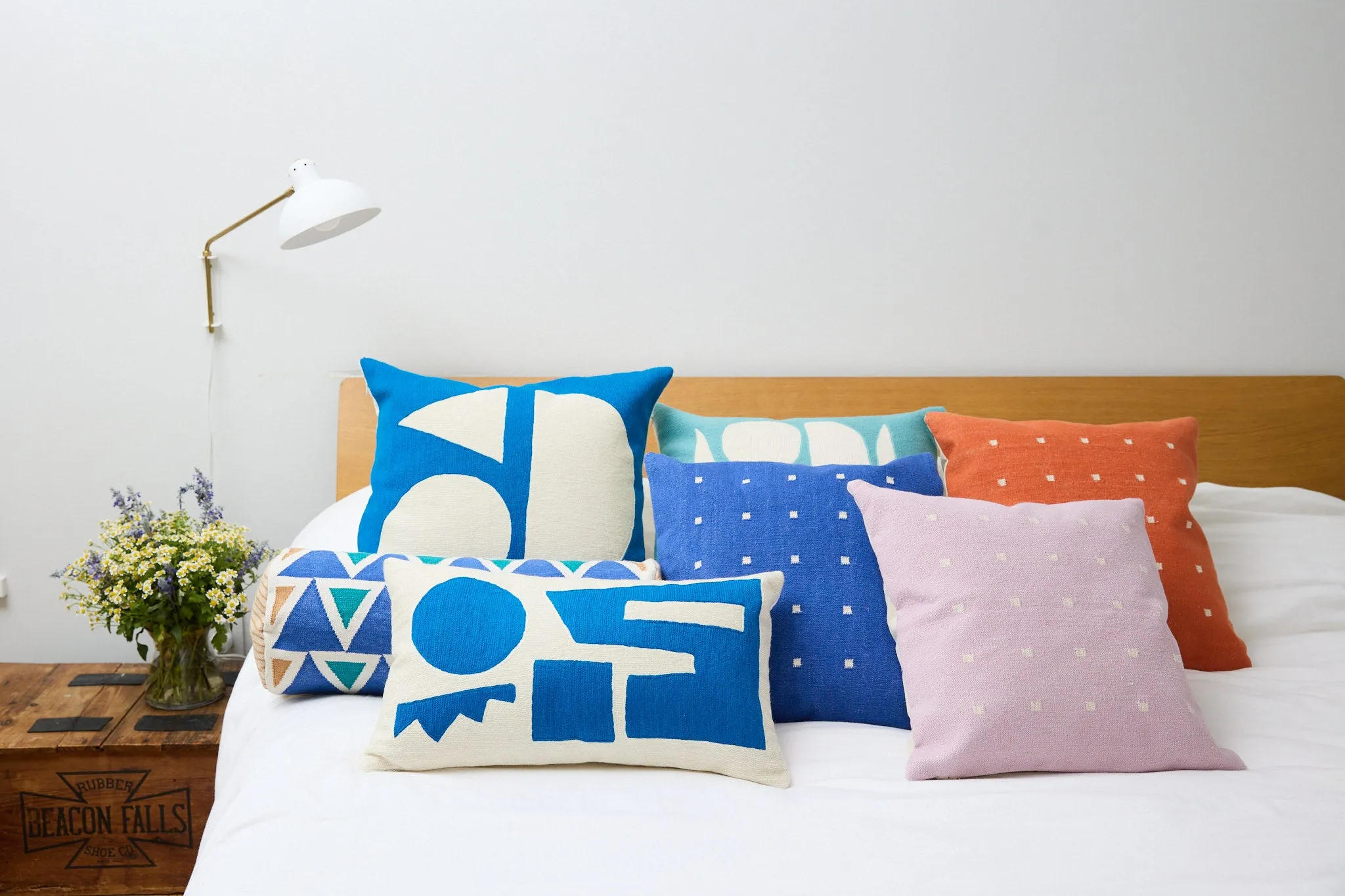 DOTS PILLOW - LAPIS