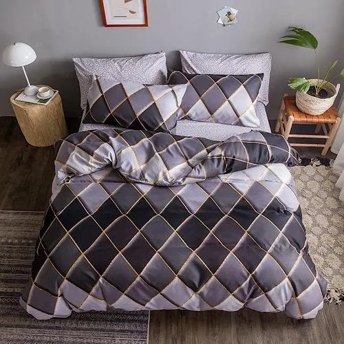 King size bedding set of 6 pieces, Rhombs design.