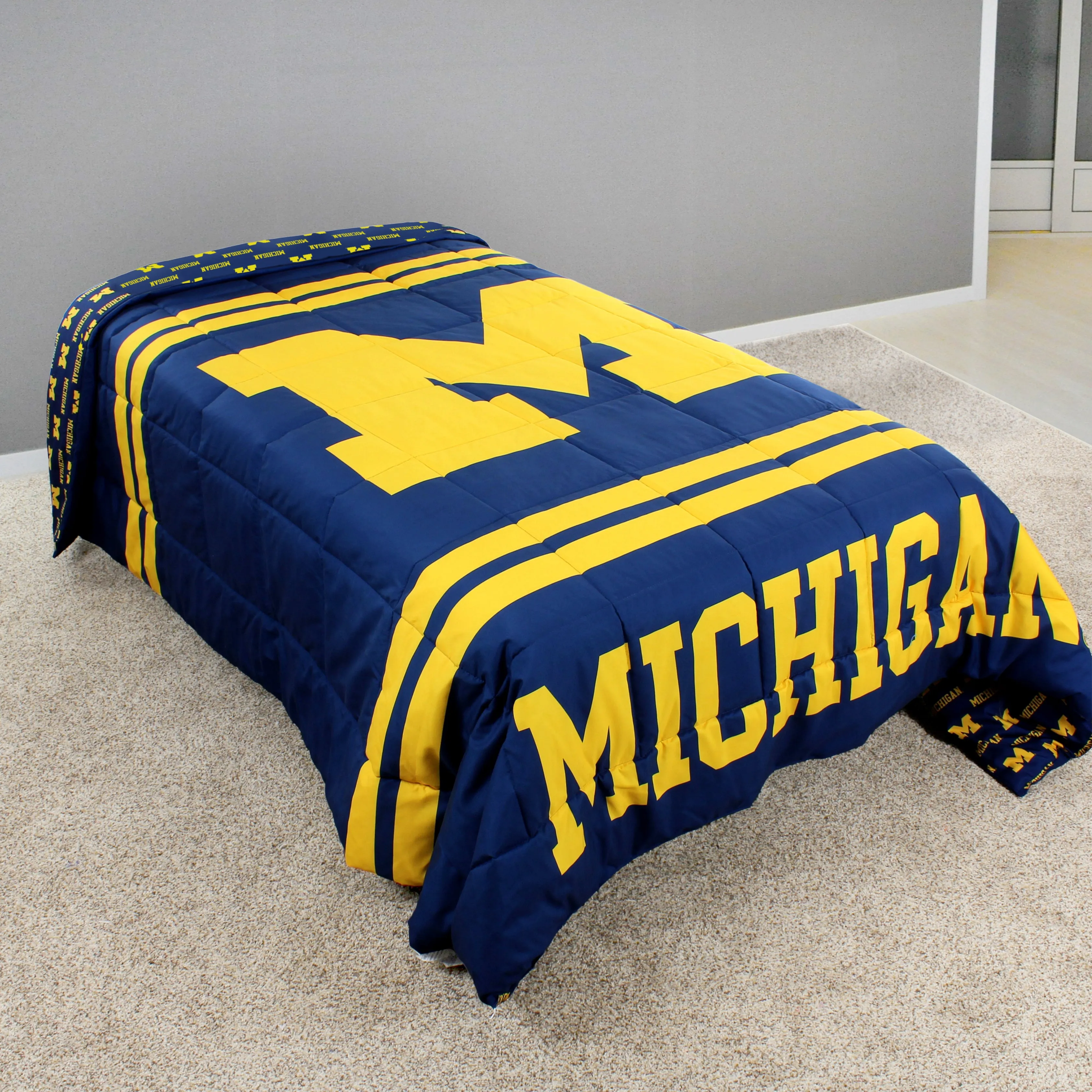 Michigan Wolverines Reversible Big Logo Soft and Colorful Comforter