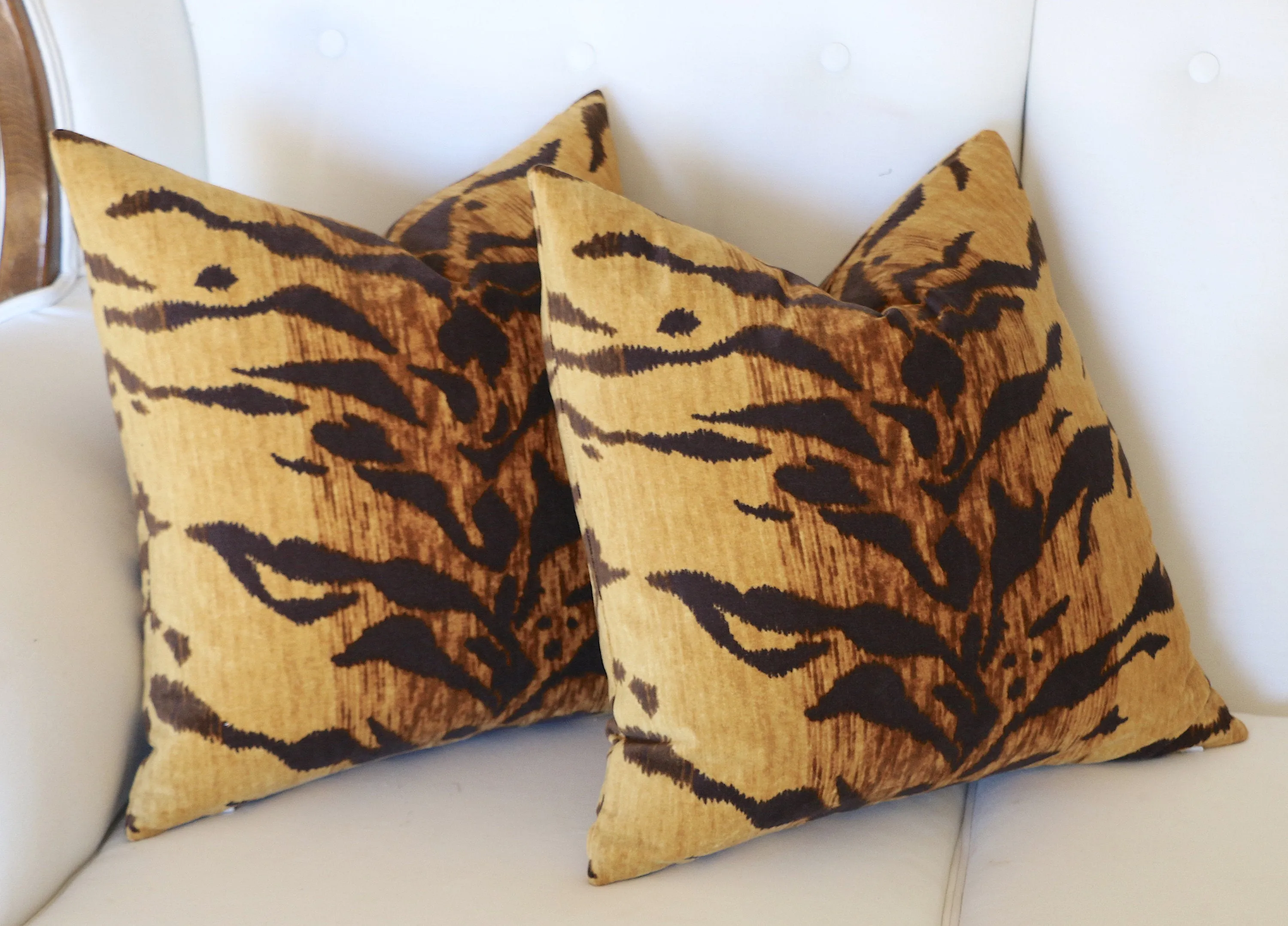 Velvet Tiger Cushion Cover / Velvet Leopard Pillow / Animal Print Pillow Cover / Jamil Natural Pillow / Beverly Hills Hotel Pillow