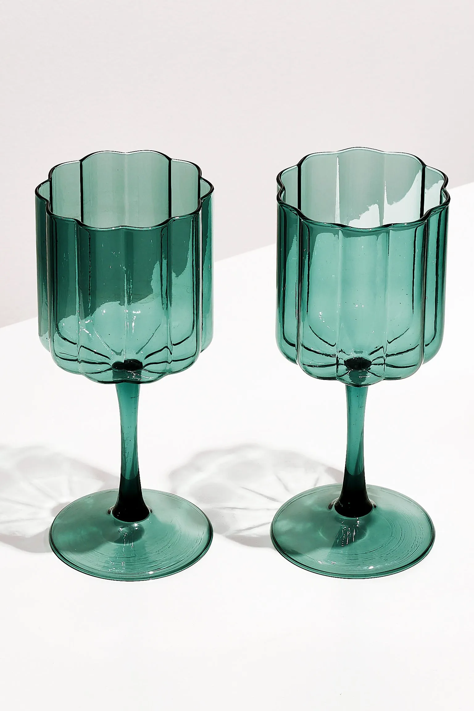 Wave Wine Glass Set of 2